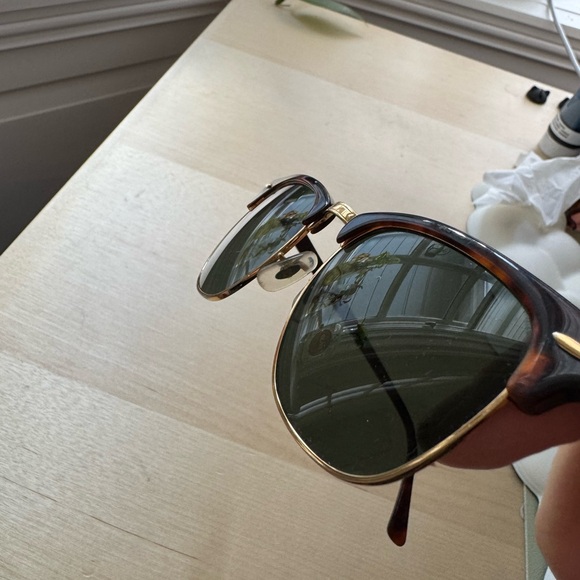 Clubmaster Classic Tortoise Sunglasses - Picture 2 of 7